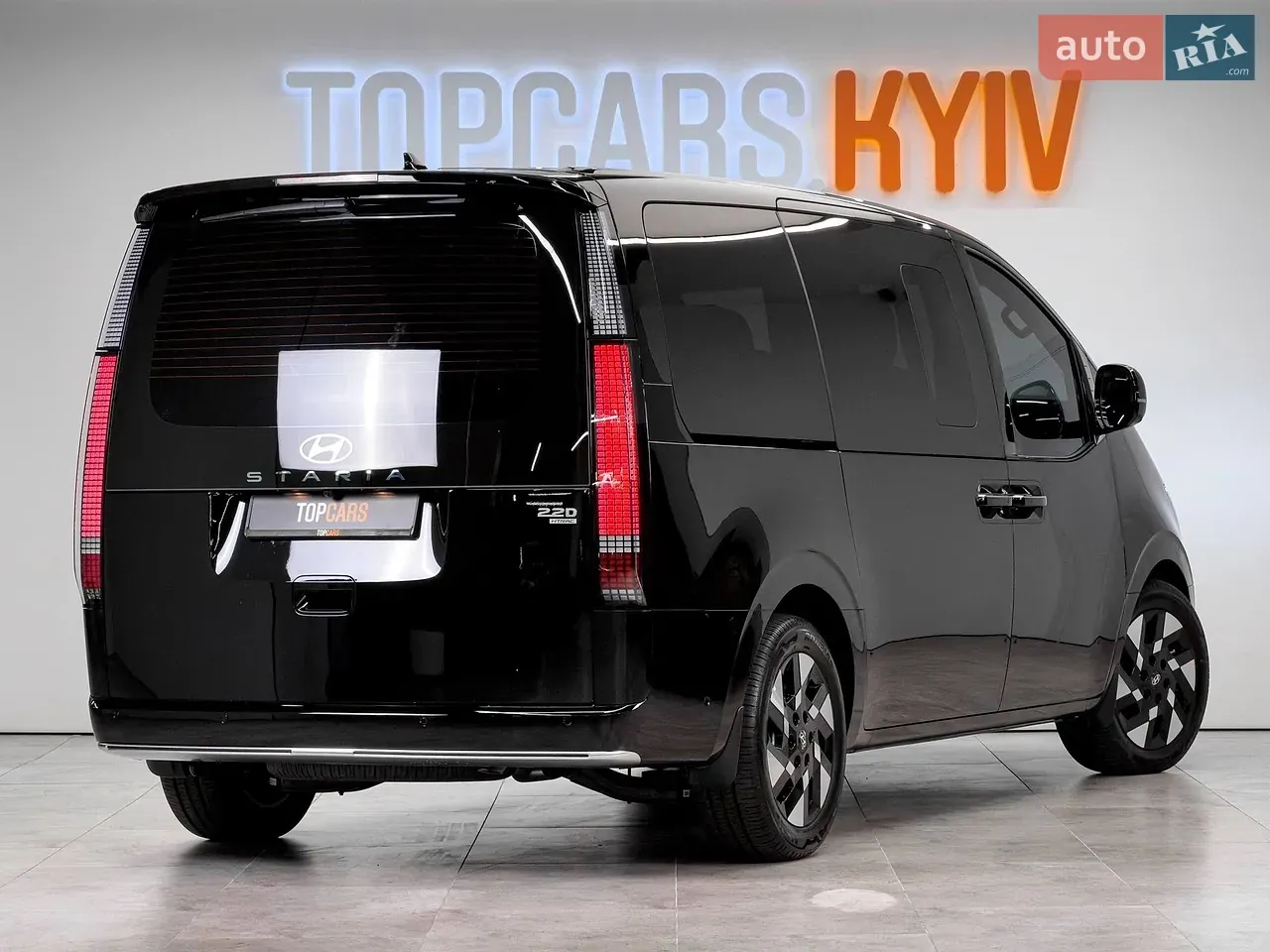 Hyundai Staria 2026 photo 4