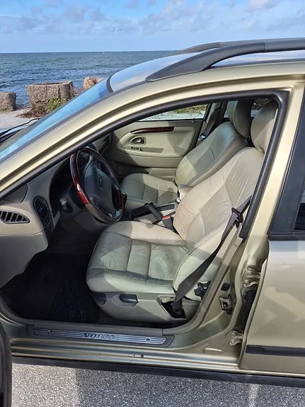 Volvo V40 2001 photo 5