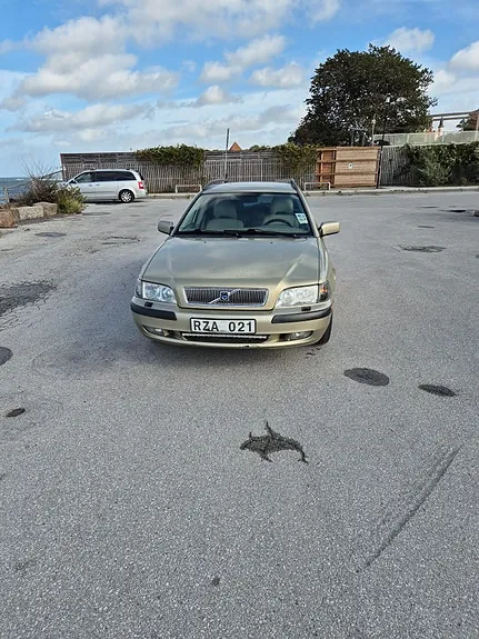 Volvo V40