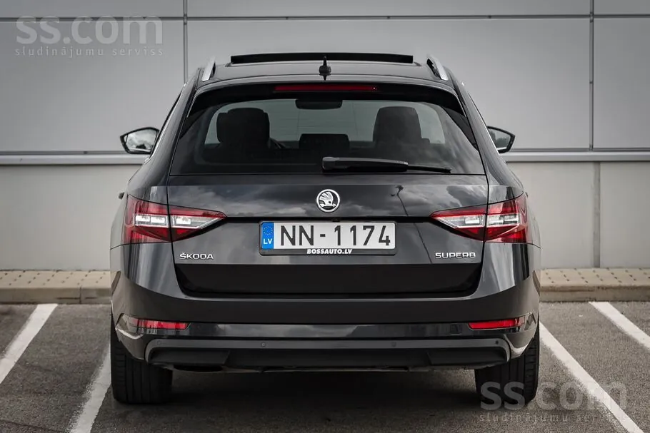 Skoda Superb 2016 photo 5