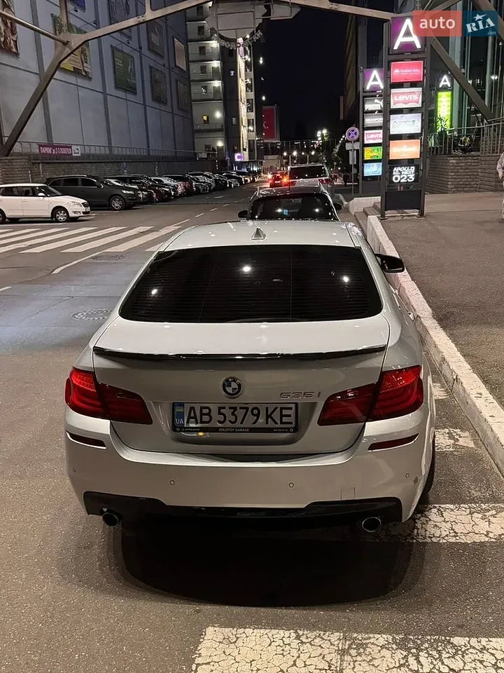 BMW 5 Series 2012 photo 3