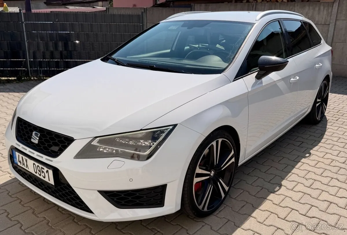 Seat Leon 2015 photo 3