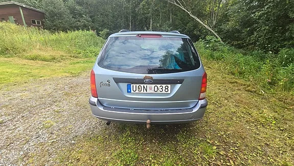 Ford Focus 2003 photo 3