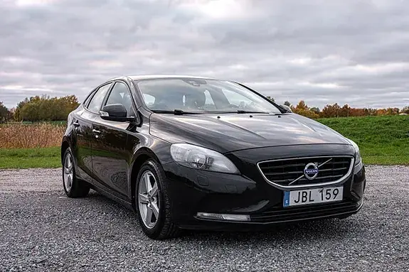 Volvo V40 2016 photo 2