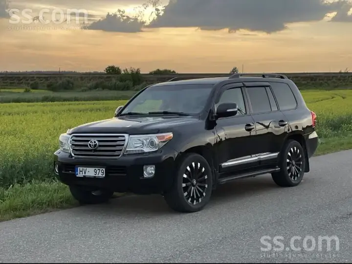 Toyota Land Cruiser