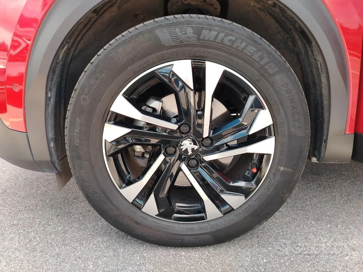 Peugeot 2008 2021 photo 5