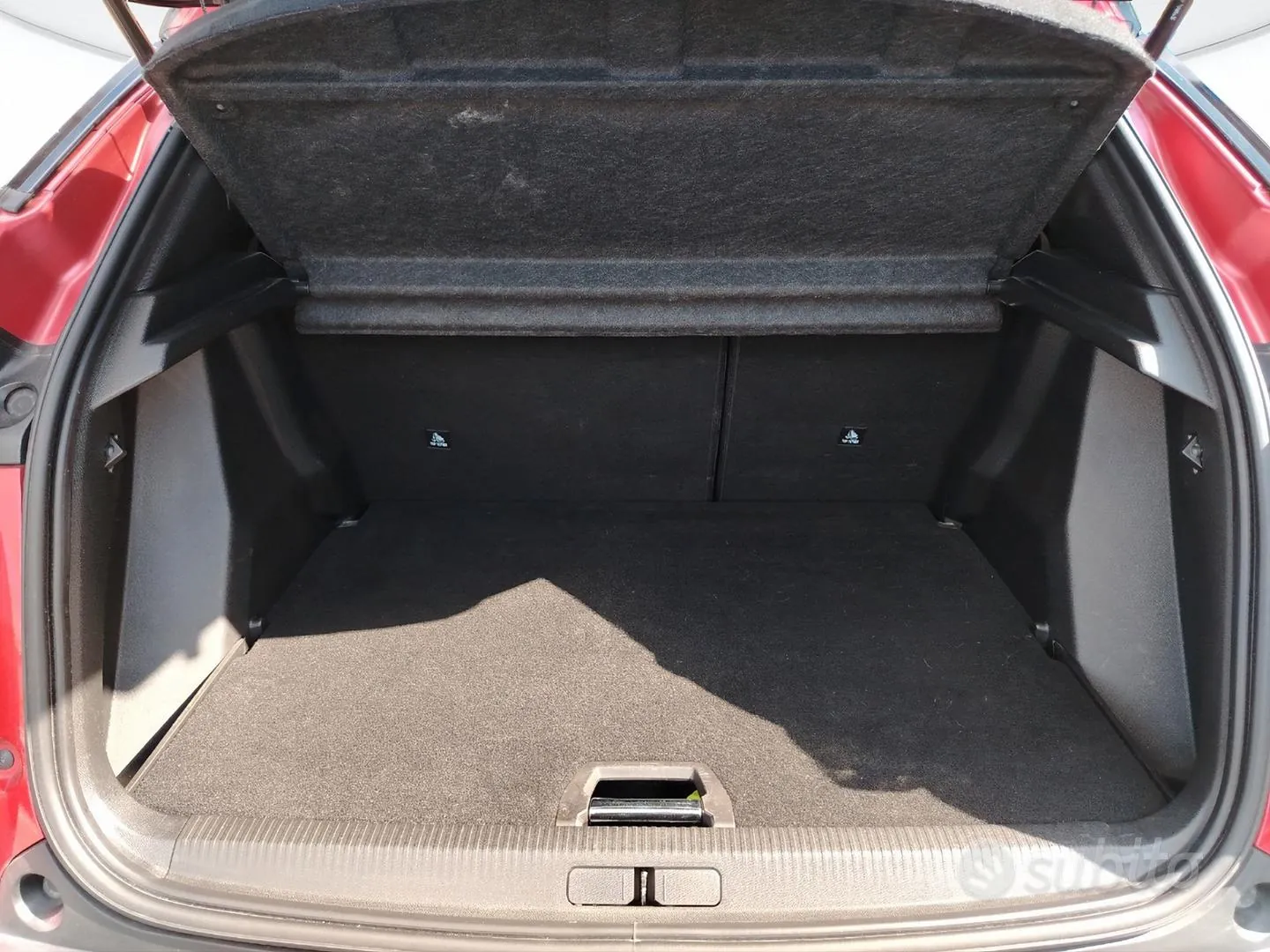 Peugeot 2008 2021 photo 4