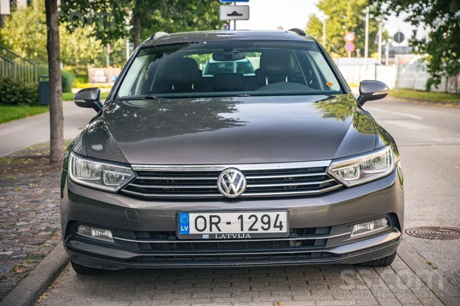 Volkswagen Passat 2015 photo 2