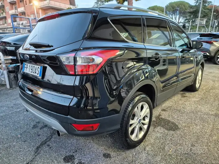 Ford Kuga 2018 photo 3
