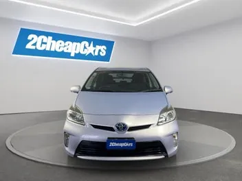 Toyota Prius 2015 photo 3