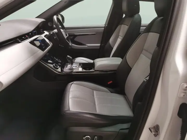 Land Rover Range Rover Evoque 2023 photo 4