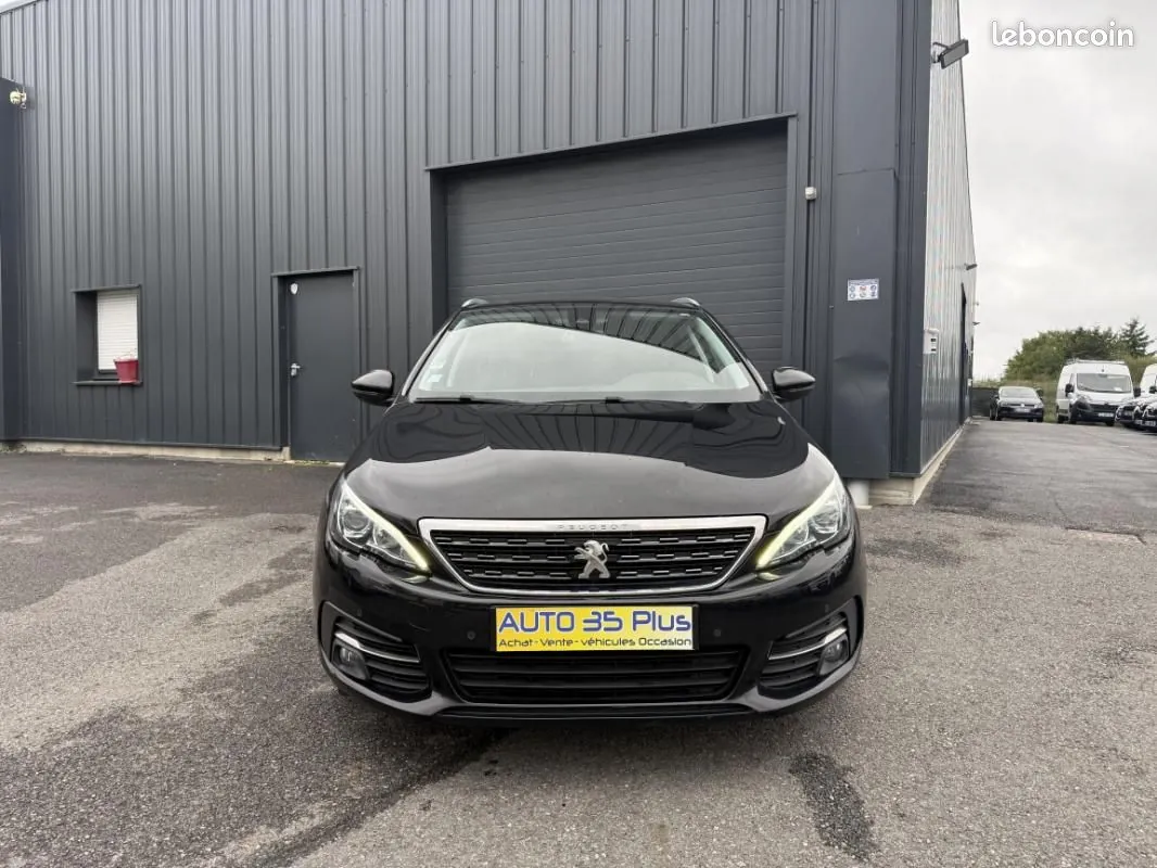 Peugeot 308 2020 photo 5