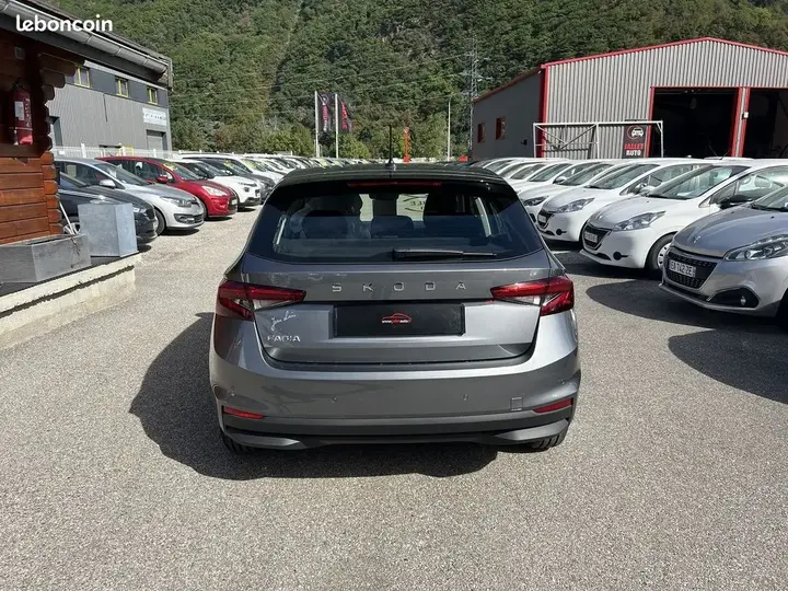 Skoda Fabia 2024 photo 3