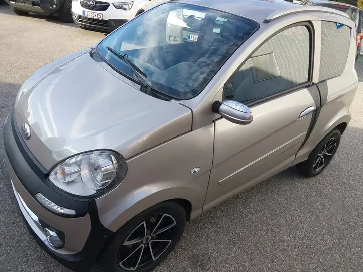 Microcar M.Go 2012 photo 3