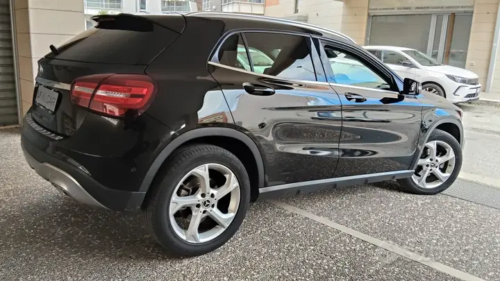 Mercedes-Benz Gla 2017 photo 3