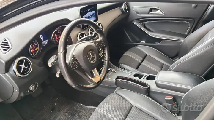 Mercedes-Benz Gla 2017 photo 5