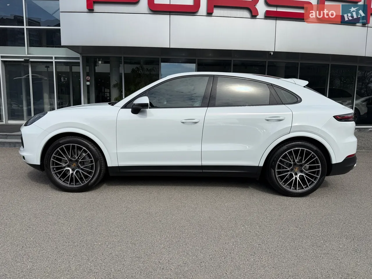 Porsche Cayenne Coupe 2019 photo 3