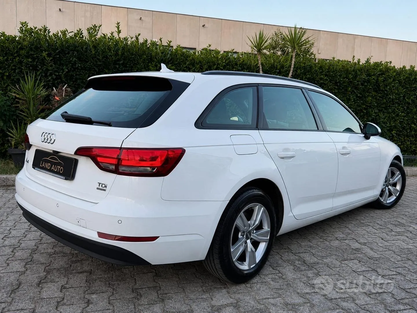 Audi A4 Avant 2016 photo 4