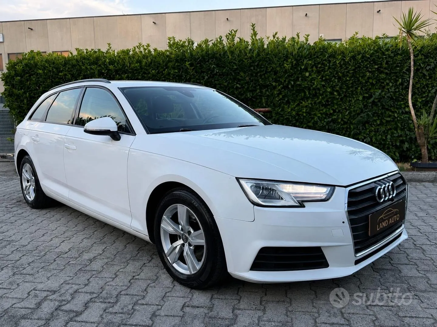 Audi A4 Avant 2016 photo 2