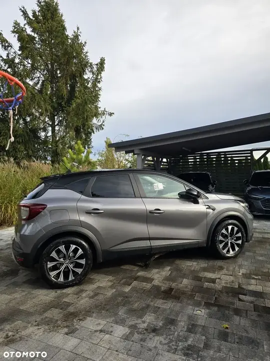 Renault Captur 2023 photo 3