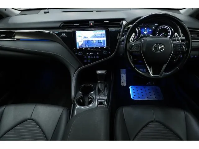 Toyota Camry 2019 photo 2