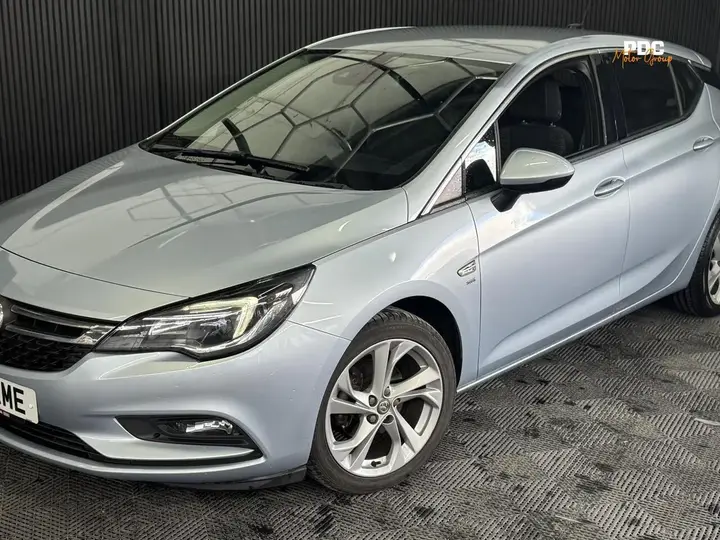 Vauxhall Astra 2018 photo 5