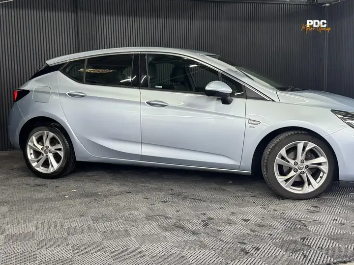 Vauxhall Astra 2018 photo 4