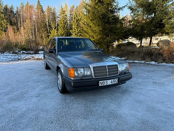 Mercedes-Benz 230 E 1989 photo 2
