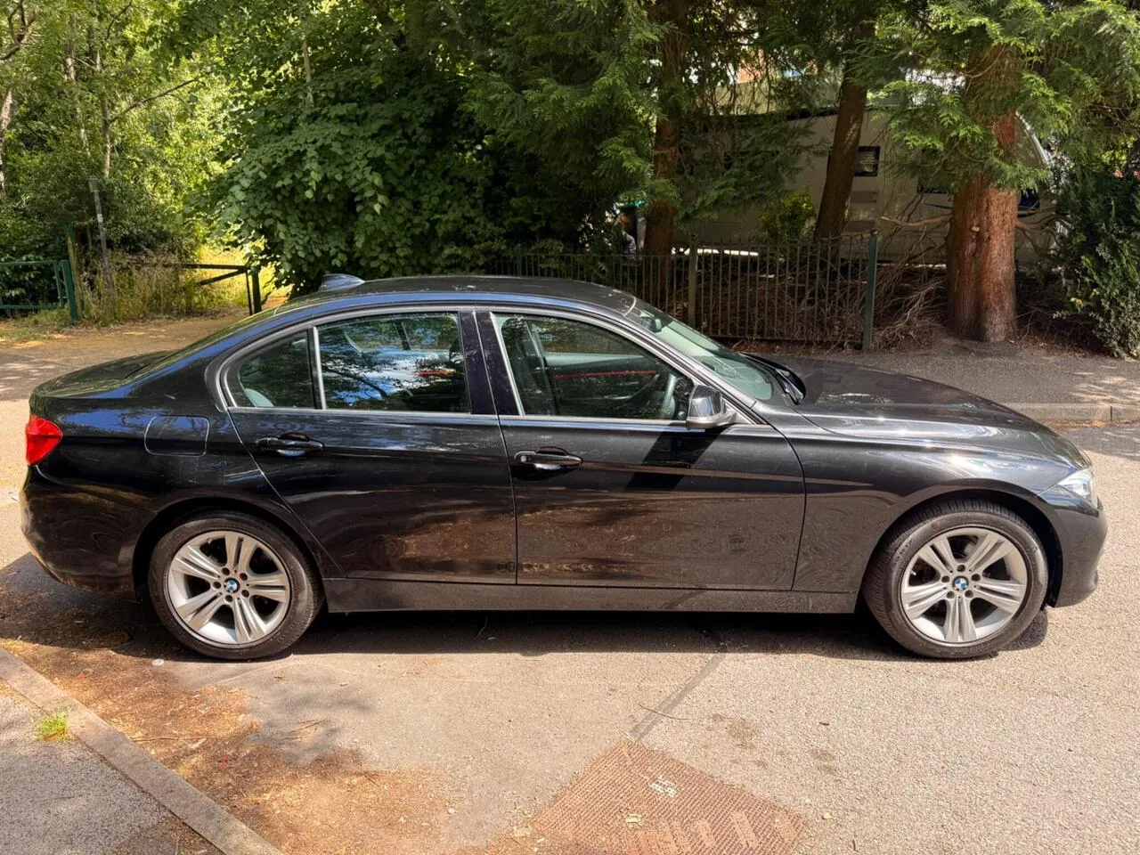 BMW 3 Series 2016 photo 4