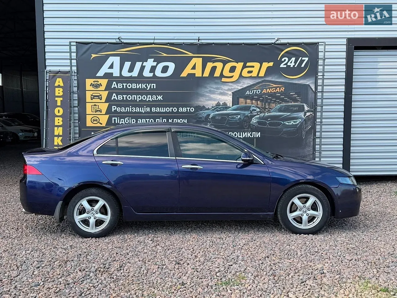 Honda Accord 2004 photo 2