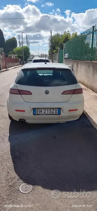 Alfa Romeo 159 2011 photo 2