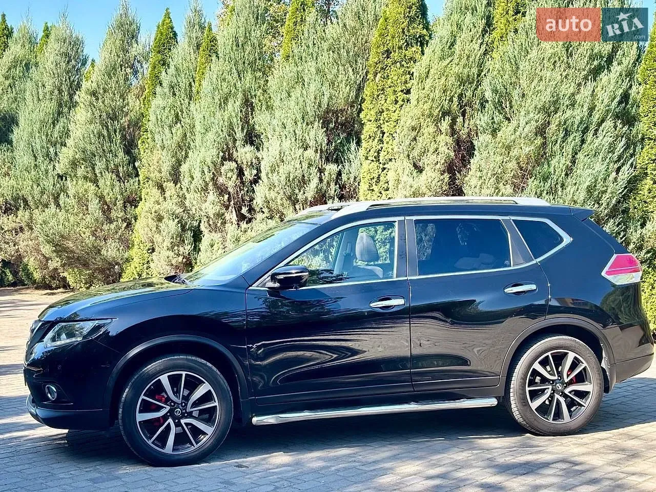 Nissan X-Trail 2015 photo 2