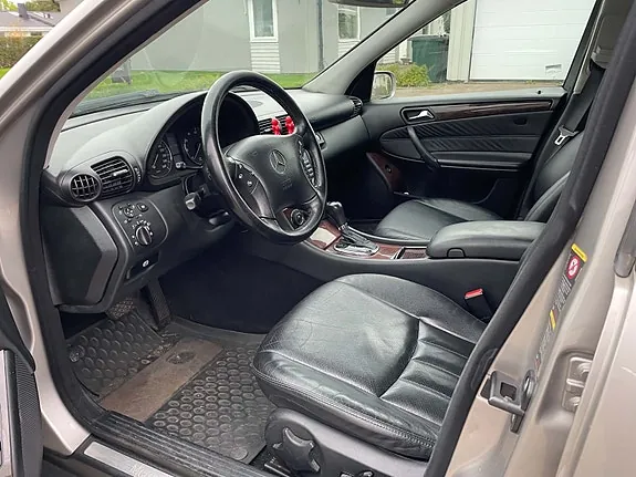 Mercedes-Benz C350 2006 photo 5
