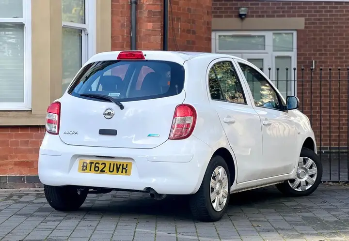 Nissan Micra 2013 photo 5