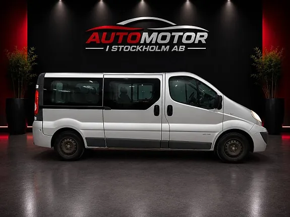 Nissan Primastar 2013 photo 2