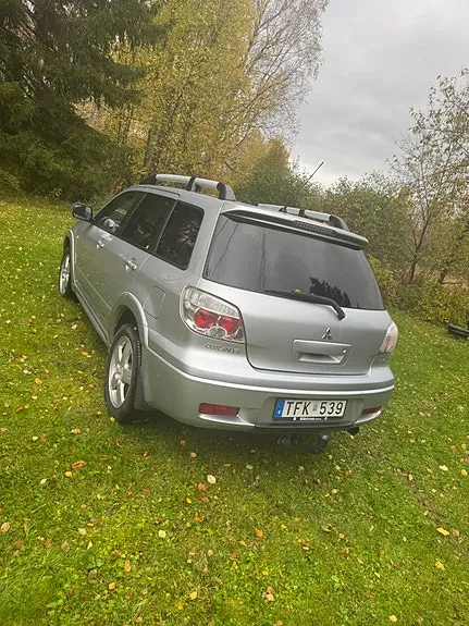 Mitsubishi Outlander 2007 photo 2