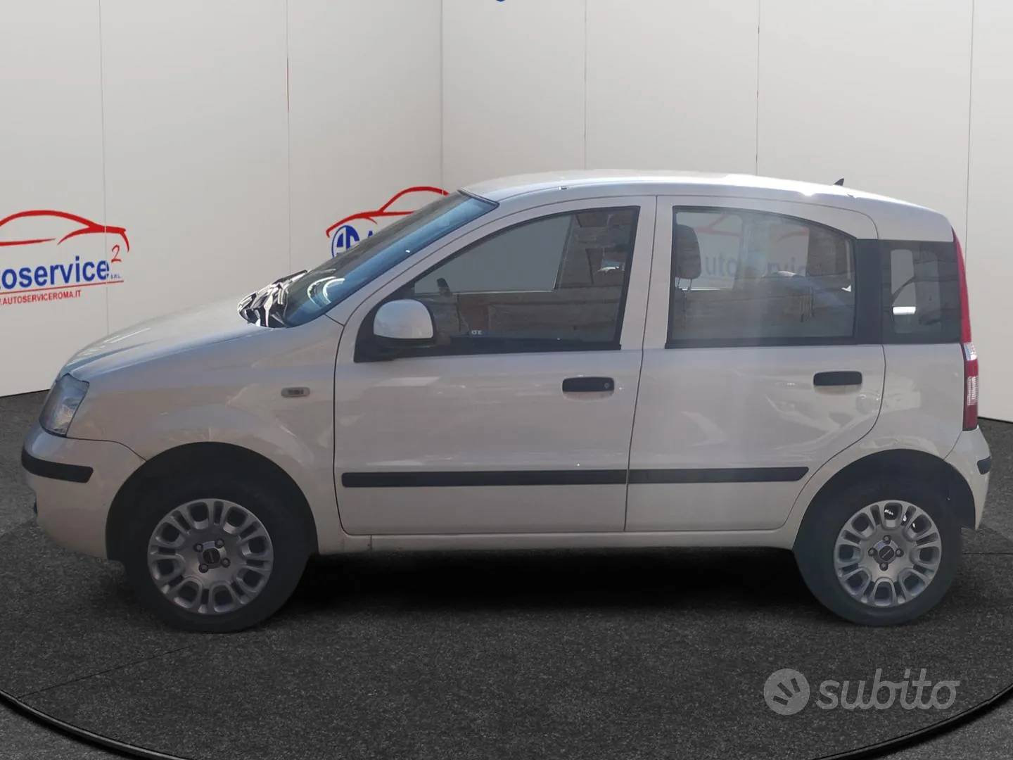 Fiat Panda 2010 photo 2
