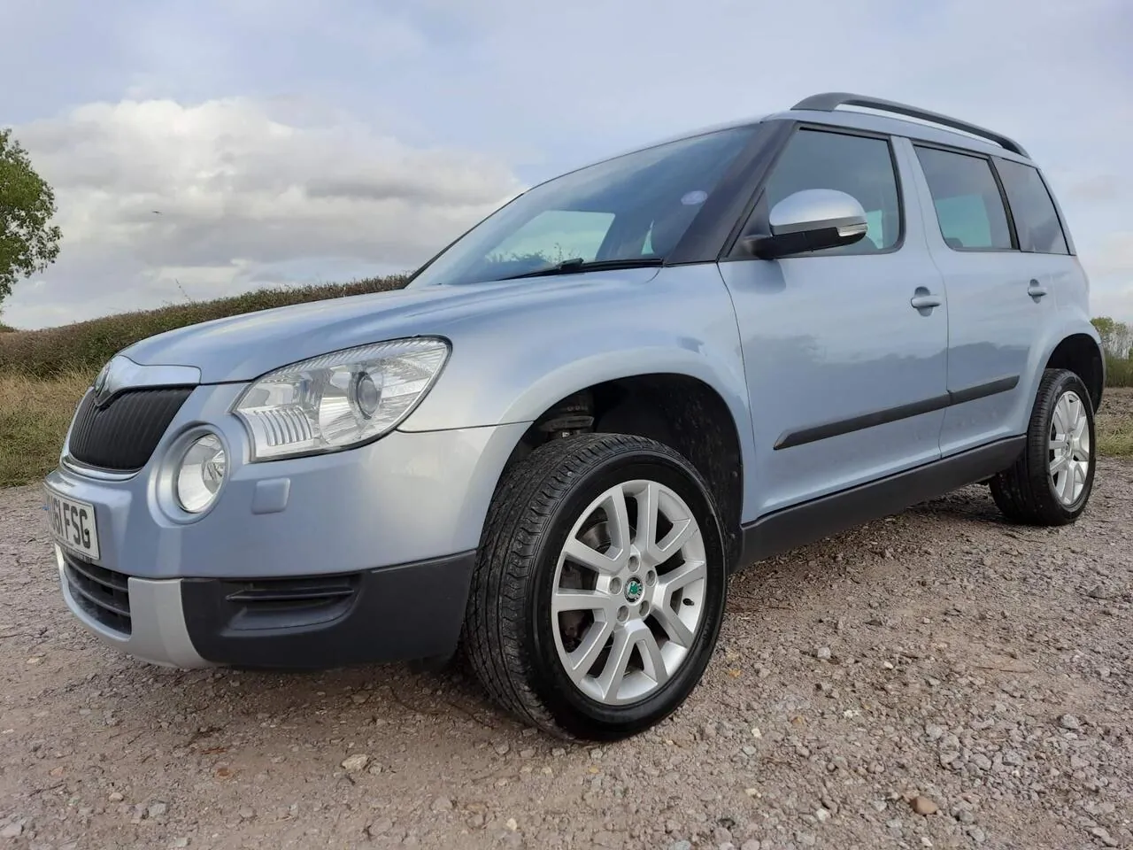 Skoda Yeti 2011 photo 2
