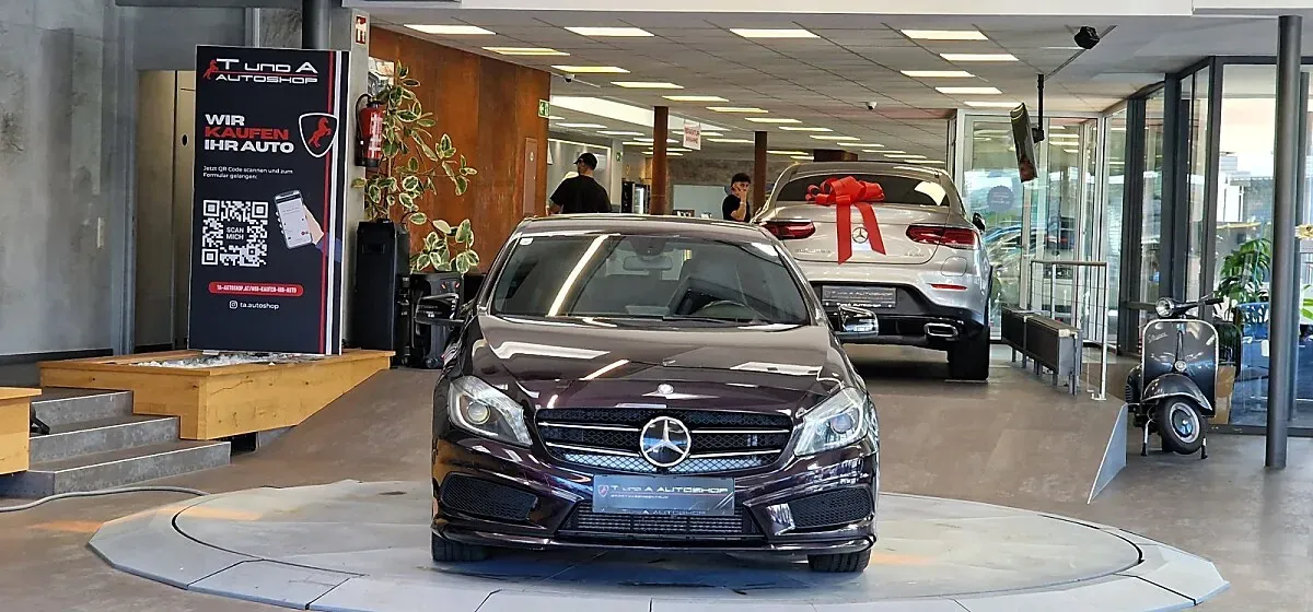 Mercedes-Benz A-Class 2015 photo 2