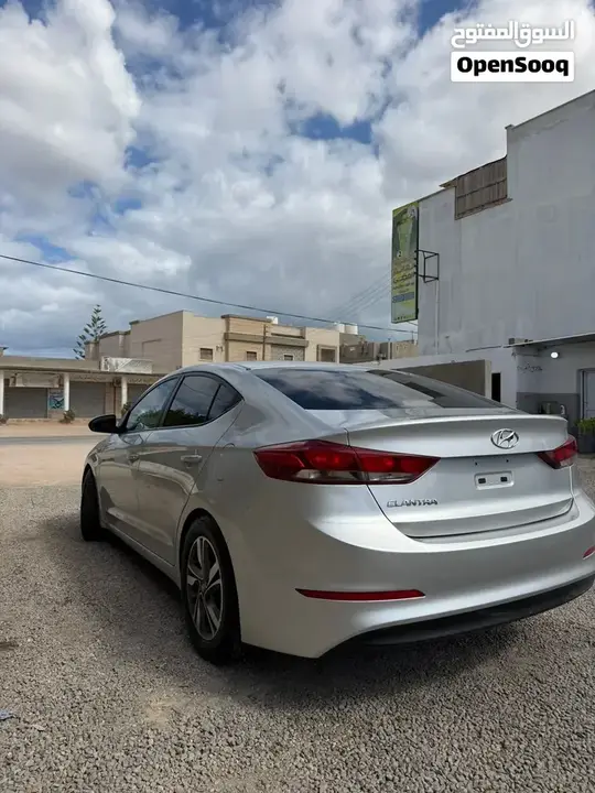 Hyundai Elantra 2018 photo 5