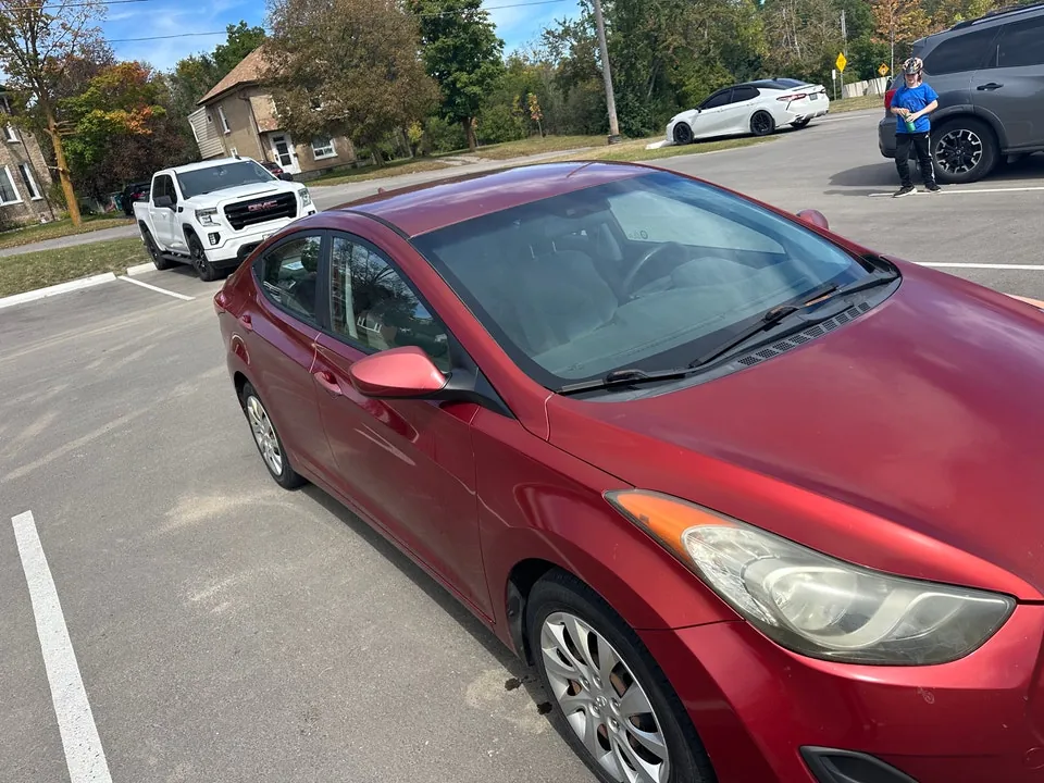 Hyundai Elantra 2013 photo 2