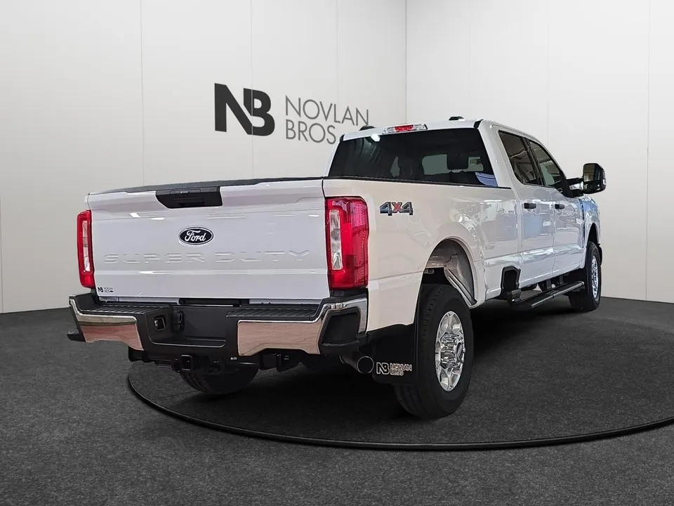 Ford F-350 Super Duty 2027 photo 5