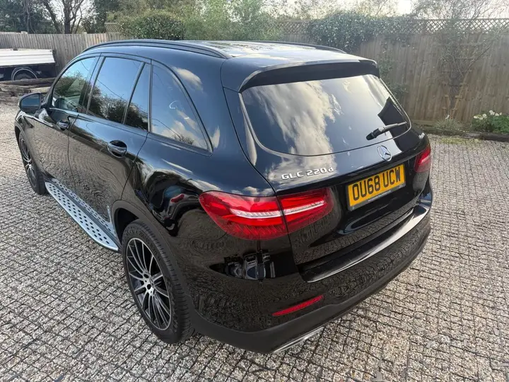 Mercedes-Benz Glc 2018 photo 4