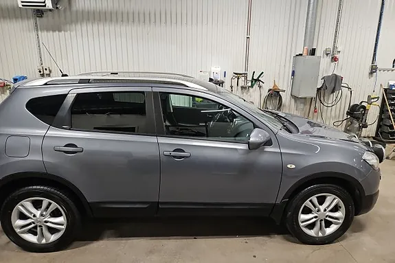 Nissan Qashqai 2010 photo 2