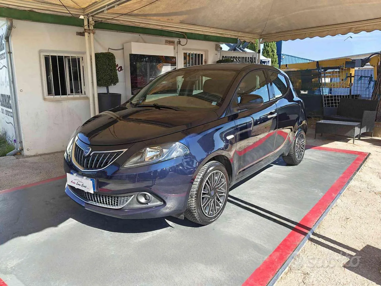 Lancia Ypsilon