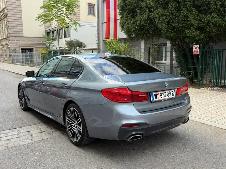 BMW 5 Series 2017 photo 3