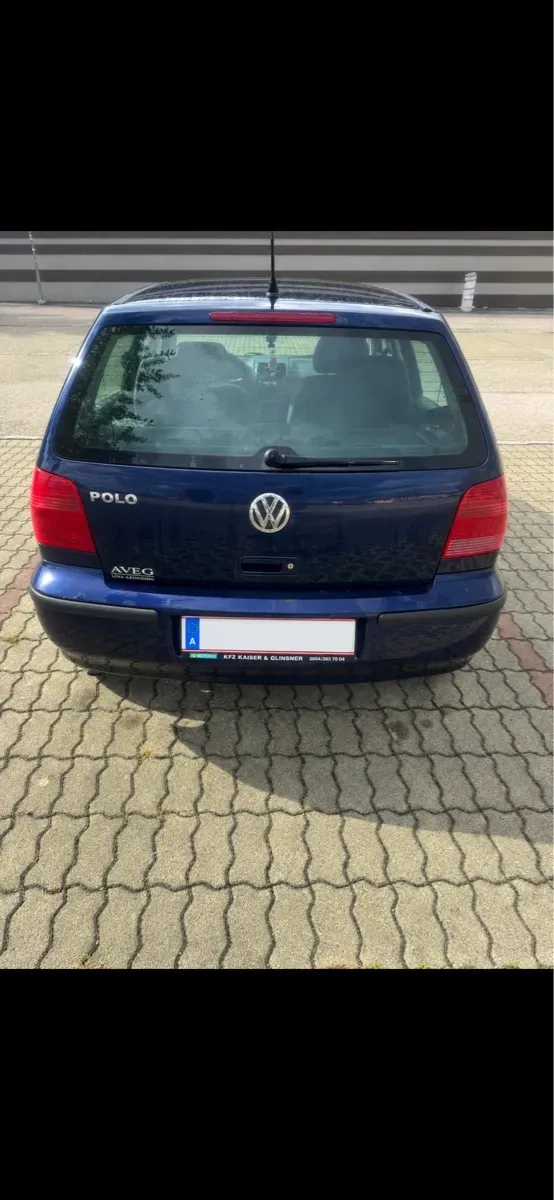 Volkswagen Polo 2002 photo 2