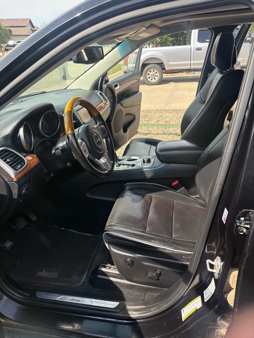 Jeep Grand Cherokee 2012 photo 4