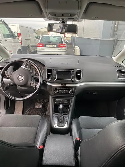 Volkswagen Sharan 2012 photo 5