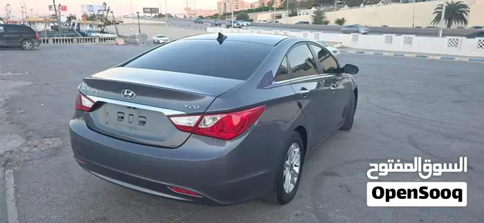 Hyundai Sonata 2012 photo 2
